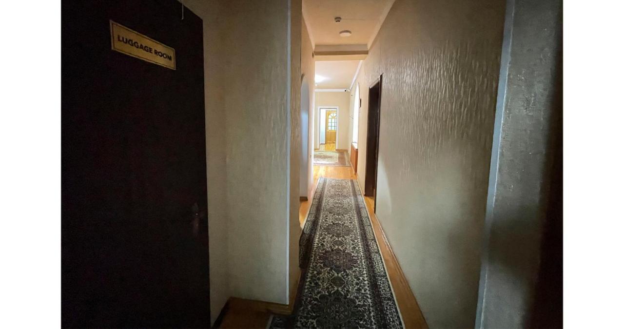 Old Inn Hostel 塔什干 外观 照片