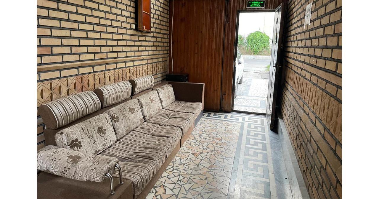 Old Inn Hostel 塔什干 外观 照片