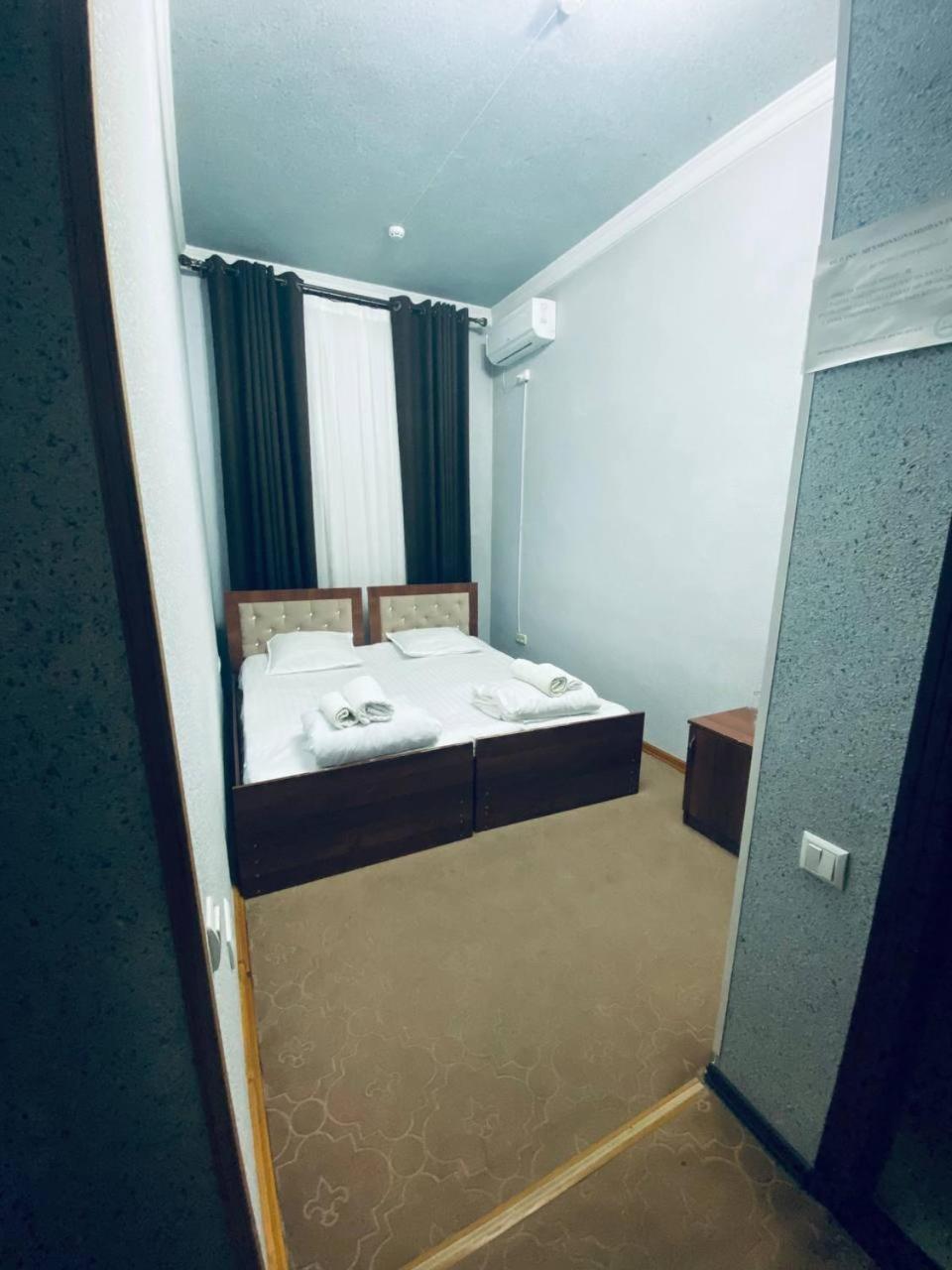 Old Inn Hostel 塔什干 外观 照片